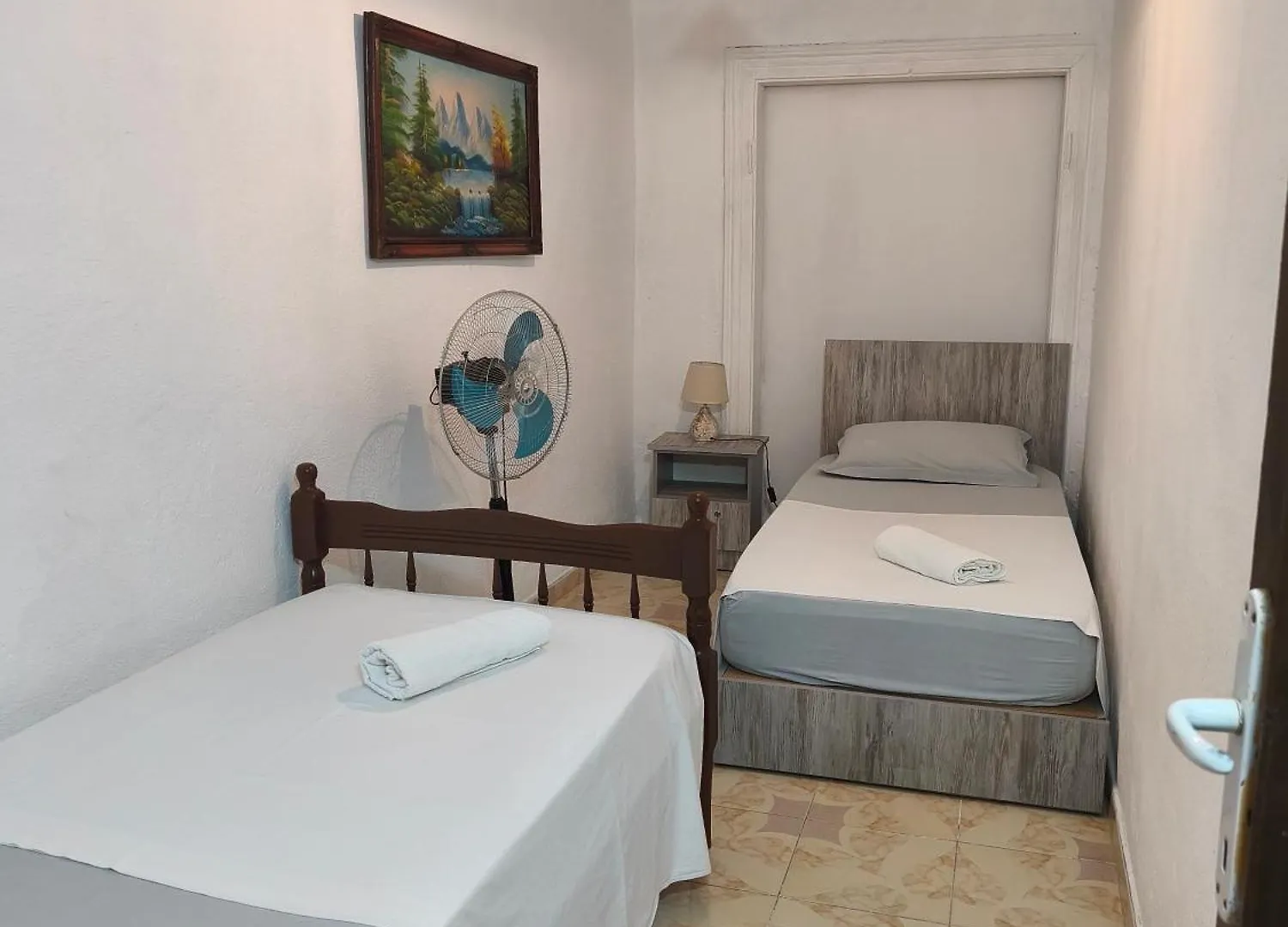 ゲストハウス Onetwosleep Guesthouse Shkodër アルバニア