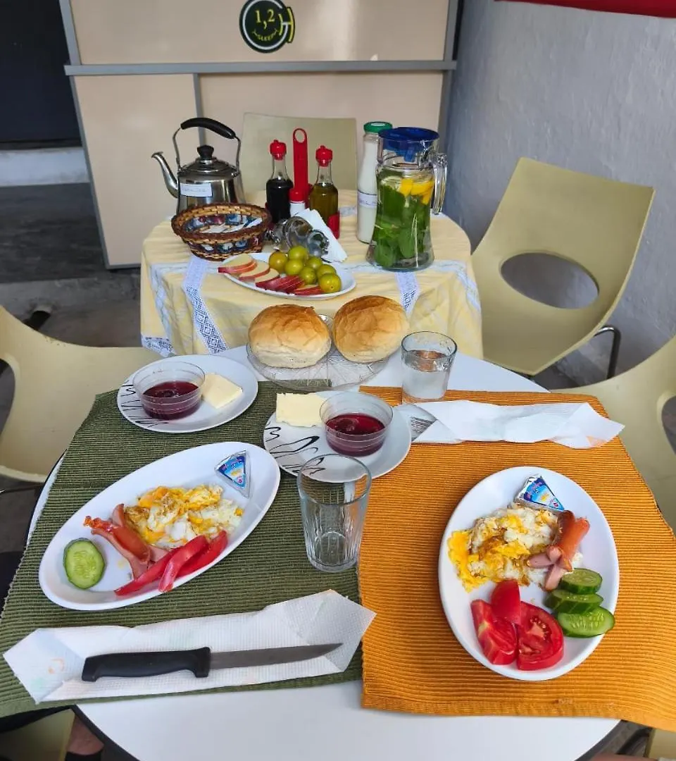 Onetwosleep Guesthouse Shkodër Maison d'hôtes